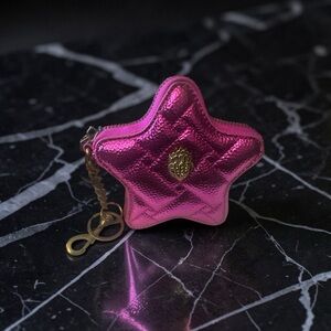 Kurt Geiger Kensington Star Charm - Fuschia